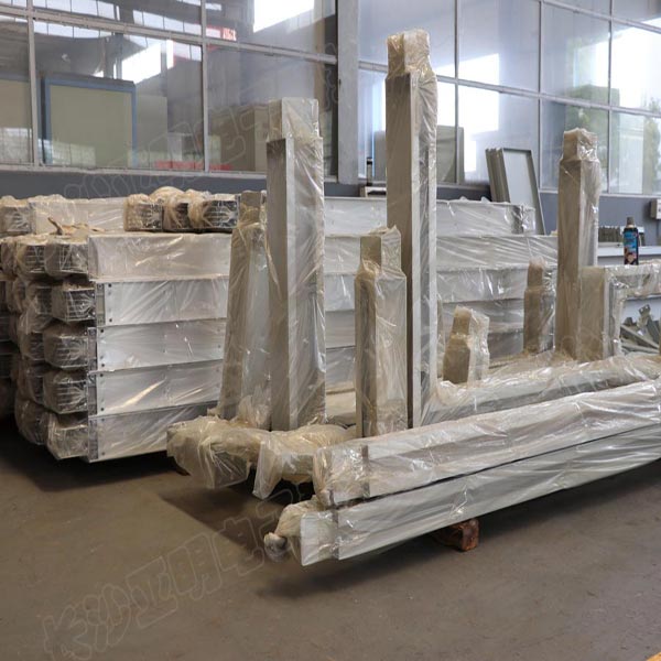 �ܼ���ĸ�߲���������2000A����ͺ�-����ĸ�߲�